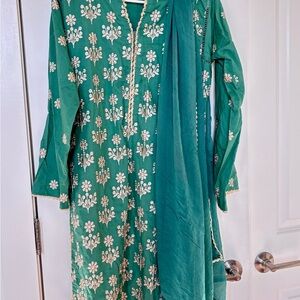 Green Floral Embroidered Kurta Set